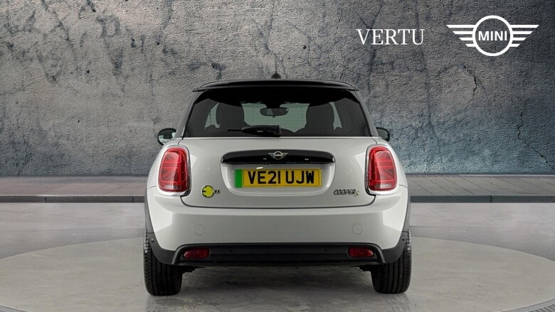 MINI Hatchback 135kW Cooper S Level 2 33kWh 3dr Auto Electric Hatchback